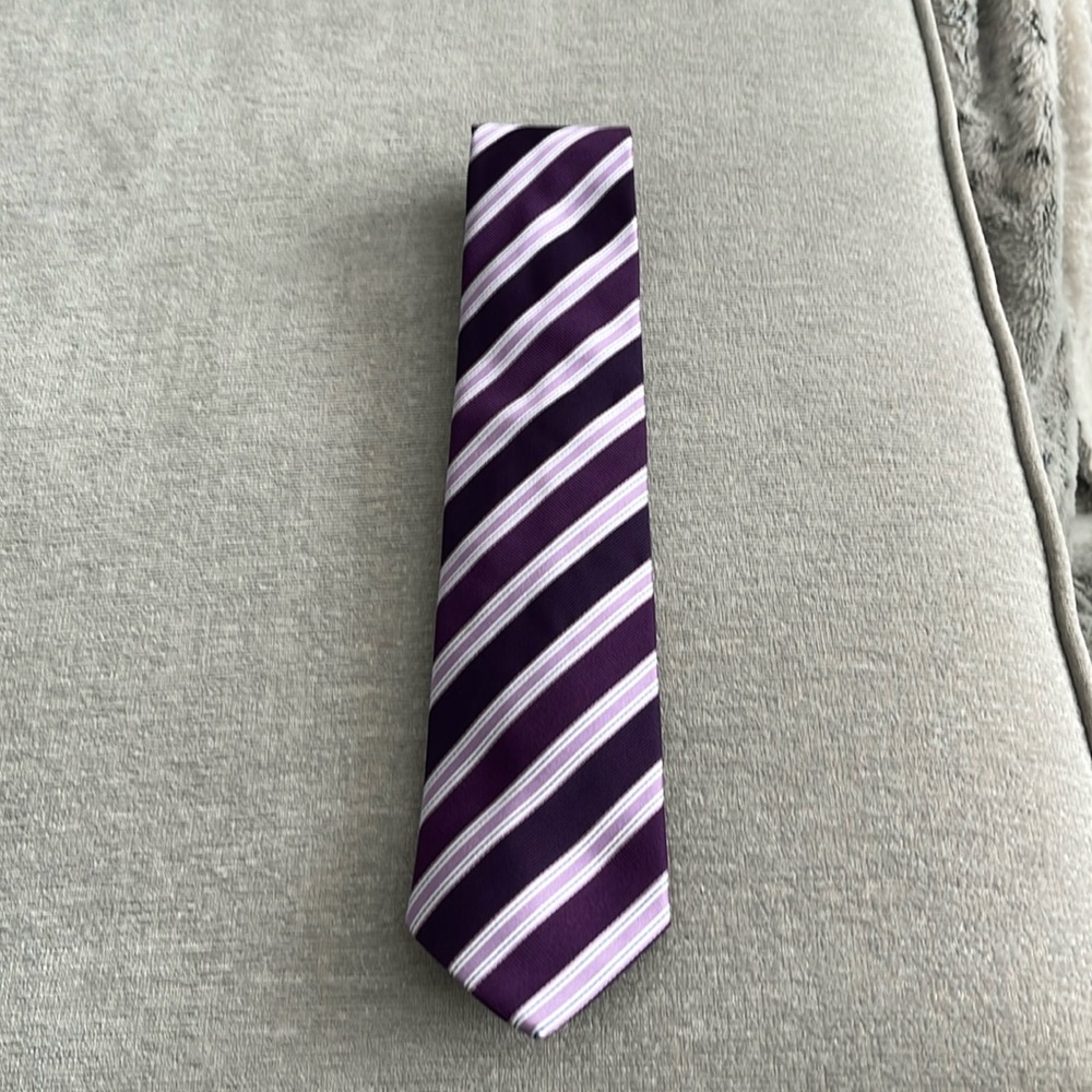 Boss purple tie